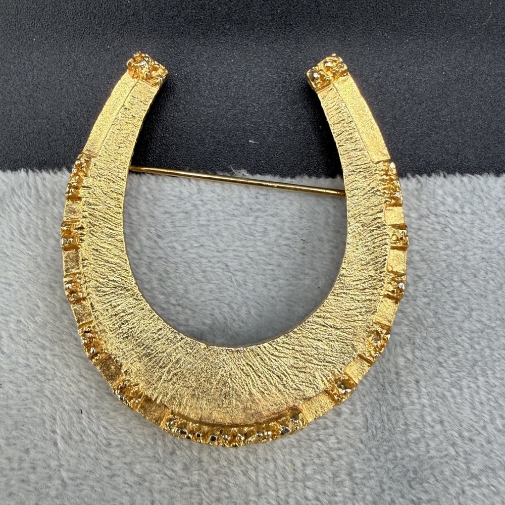 Vintage Coro Brooch Gold Tone Horseshoe Lucky